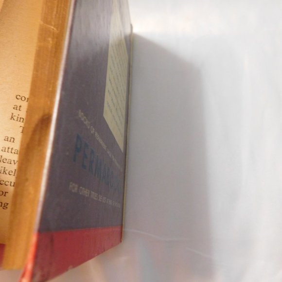 The Handy Book of Indoor Games Vintage Book 1949 - Picture 4 of 11